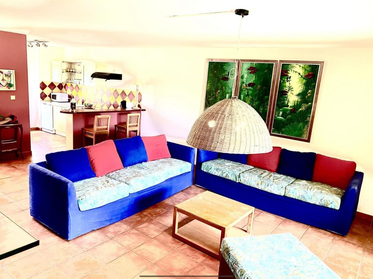 Marisol Les Pieds Dans L Eau Apartment Le Gosier  Exterior photo